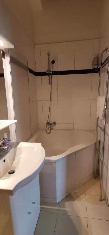 Evasion Autour De Poutres Et Pierres Plein Centre Apartman Orléans Kültér fotó